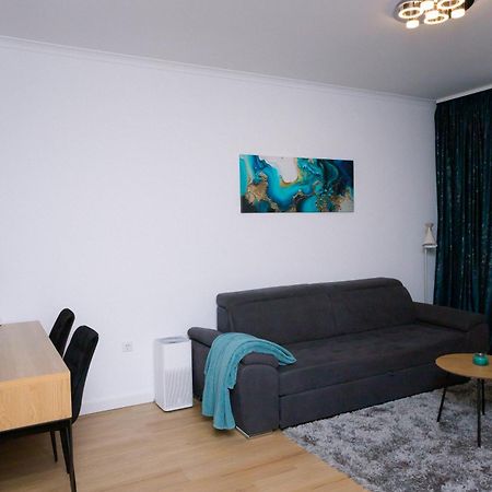 Elysian Urbanscape Brown, 2 Rooms, Near Bucharest Chiajna 外观 照片
