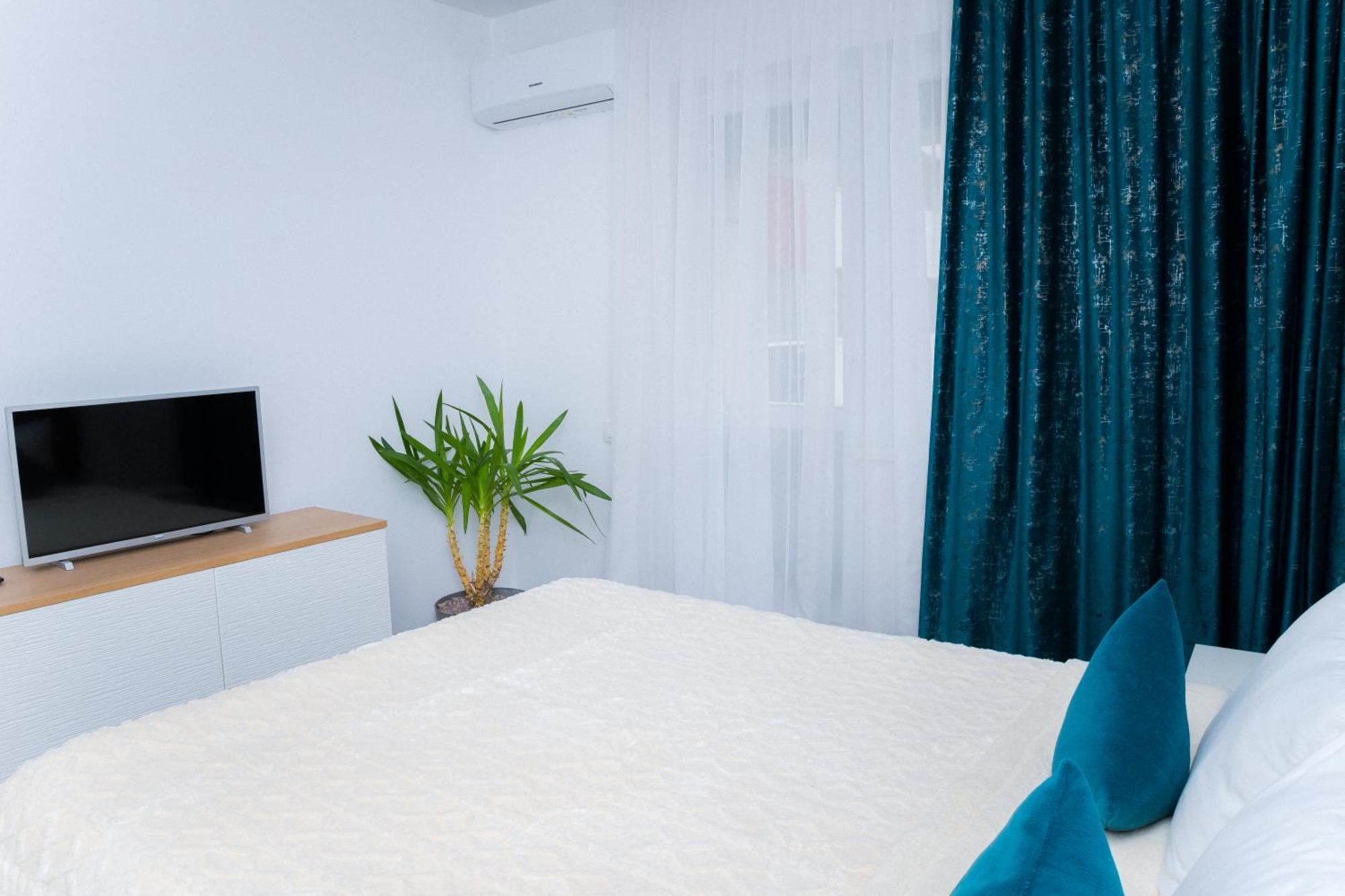 Elysian Urbanscape Brown, 2 Rooms, Near Bucharest Chiajna 外观 照片